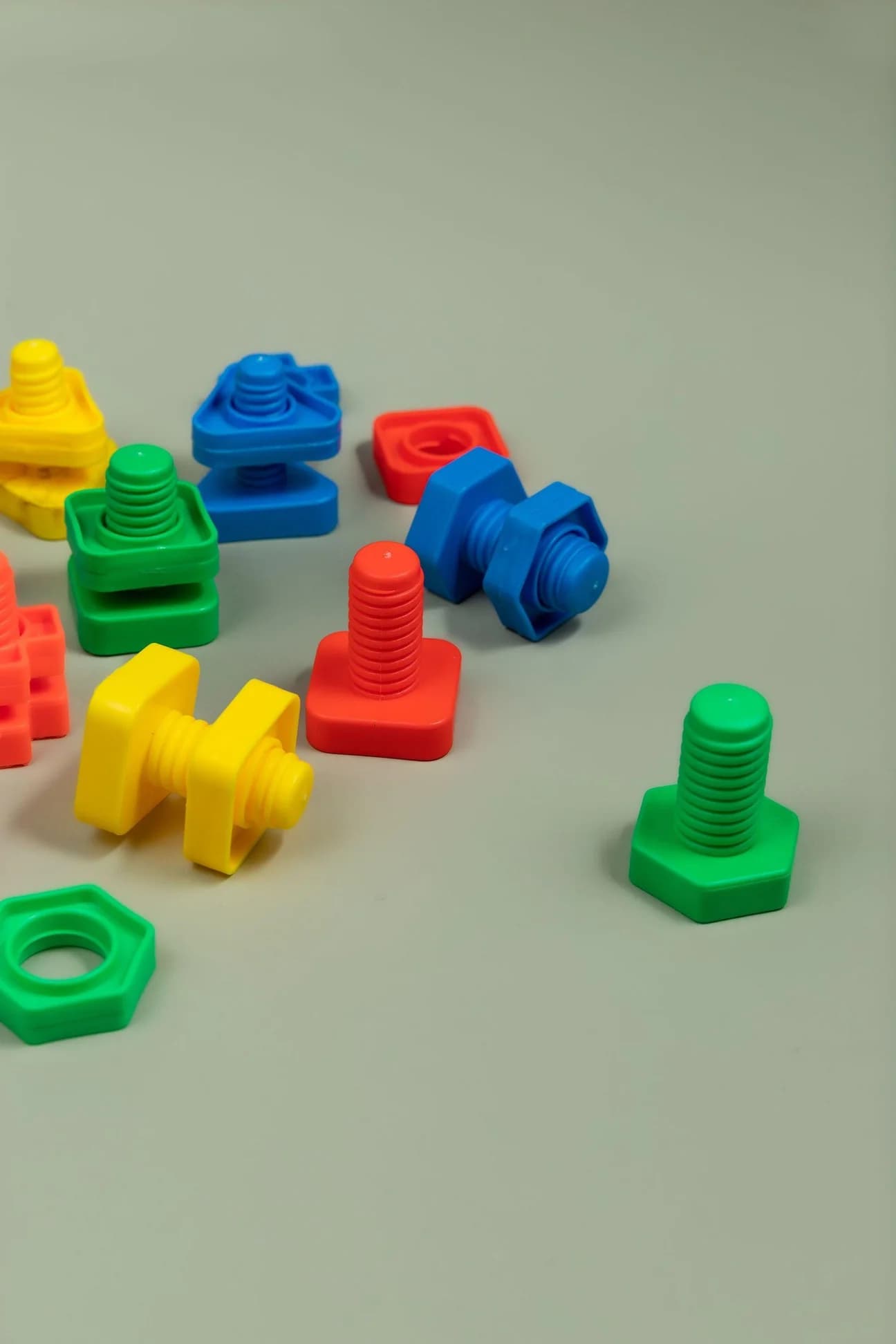 Jumbo Nuts & Bolts Set - Large Size